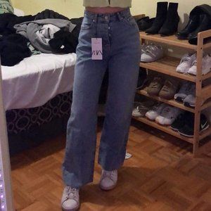 ZARA High Rise Straight Jeans, size 26/US 2